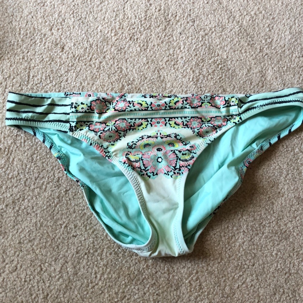 everything but water bikini bottoms